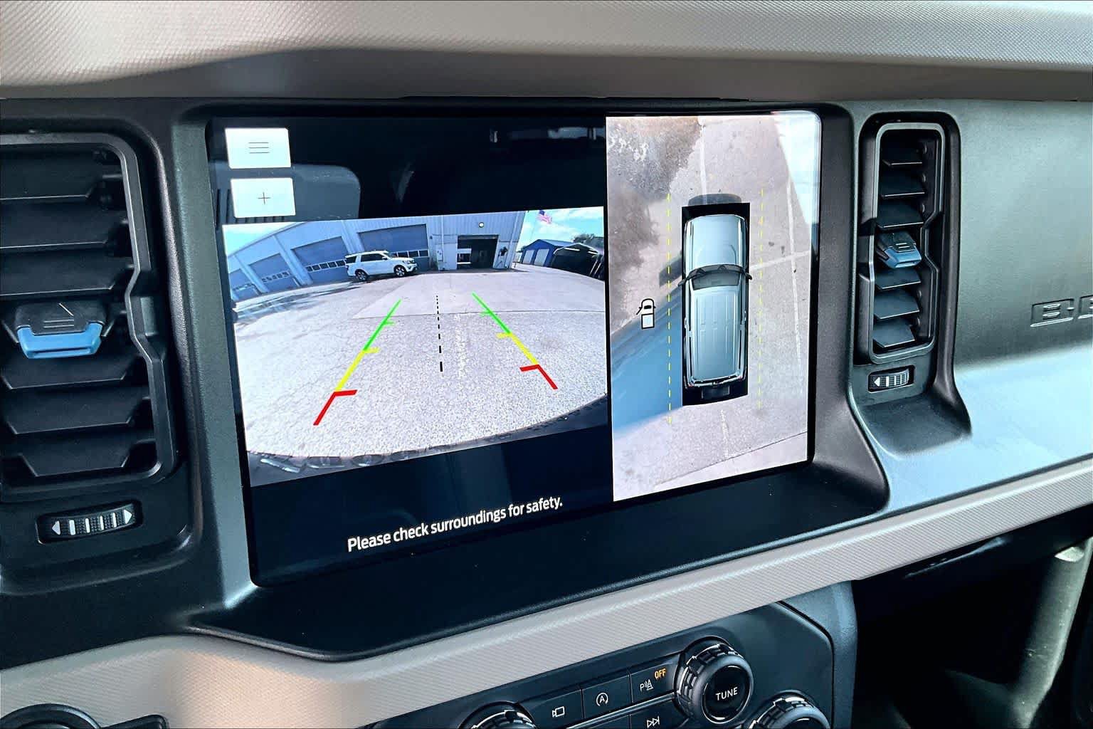 Certified 2023 Ford Bronco Wildtrak AWD/4WD image 29