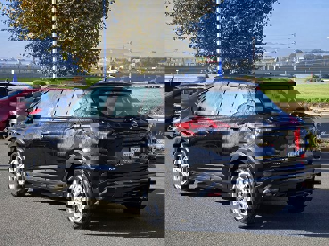 Used 2024 Nissan Kicks S image 6