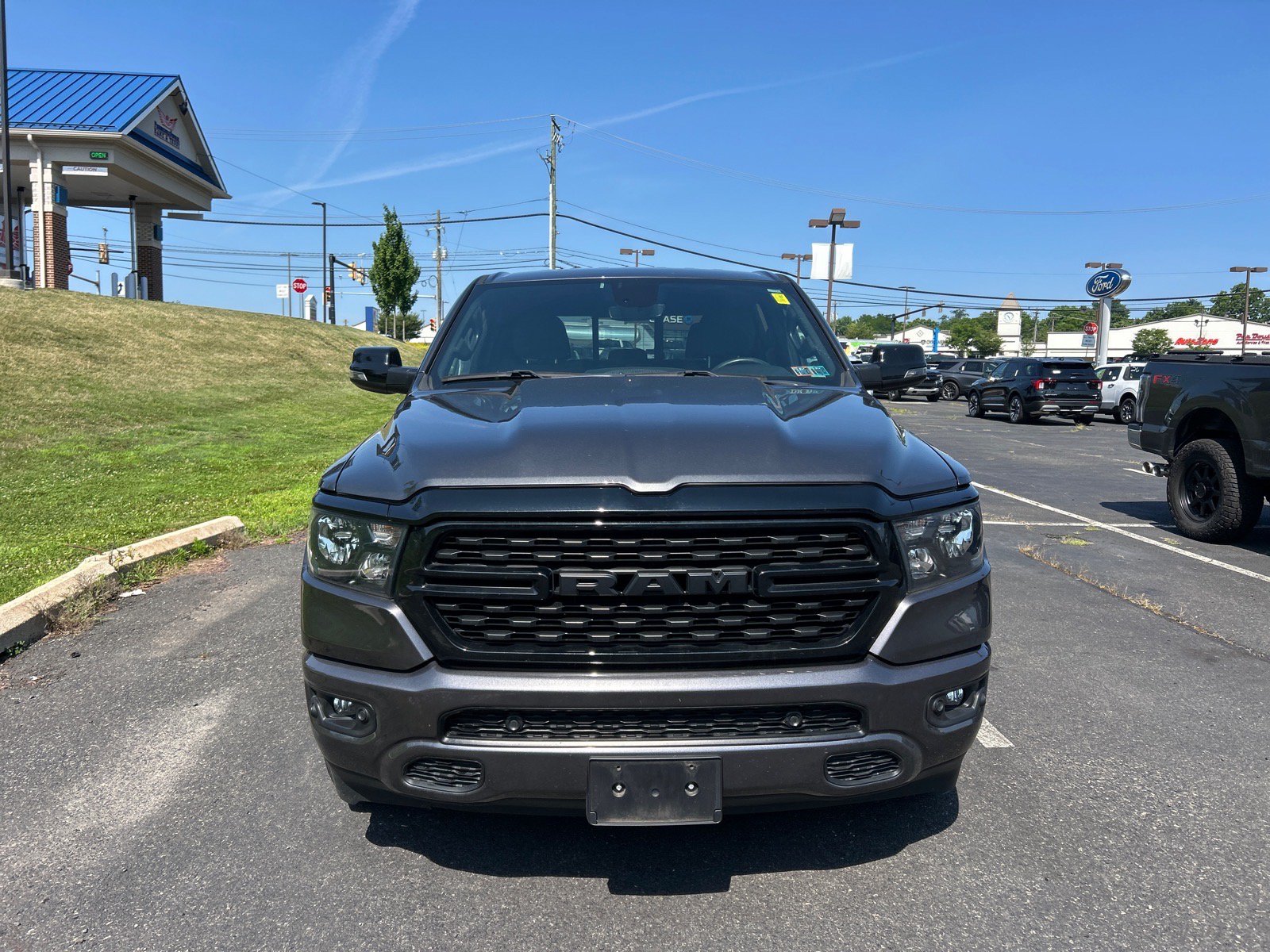 Used 2023 RAM 1500 Big Horn AWD/4WD image 2