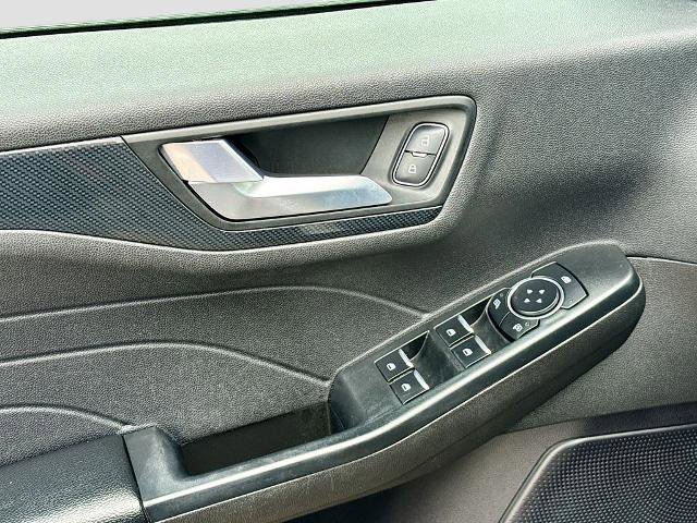 Certified 2024 Ford Escape ST-Line AWD/4WD image 15