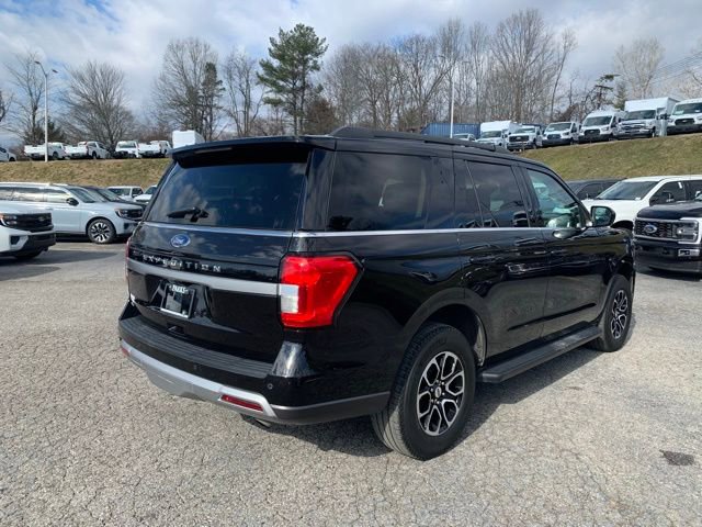 Certified 2024 Ford Expedition XLT image 8