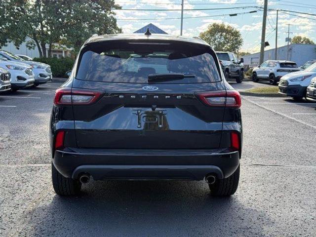 Certified 2024 Ford Escape ST-Line image 3