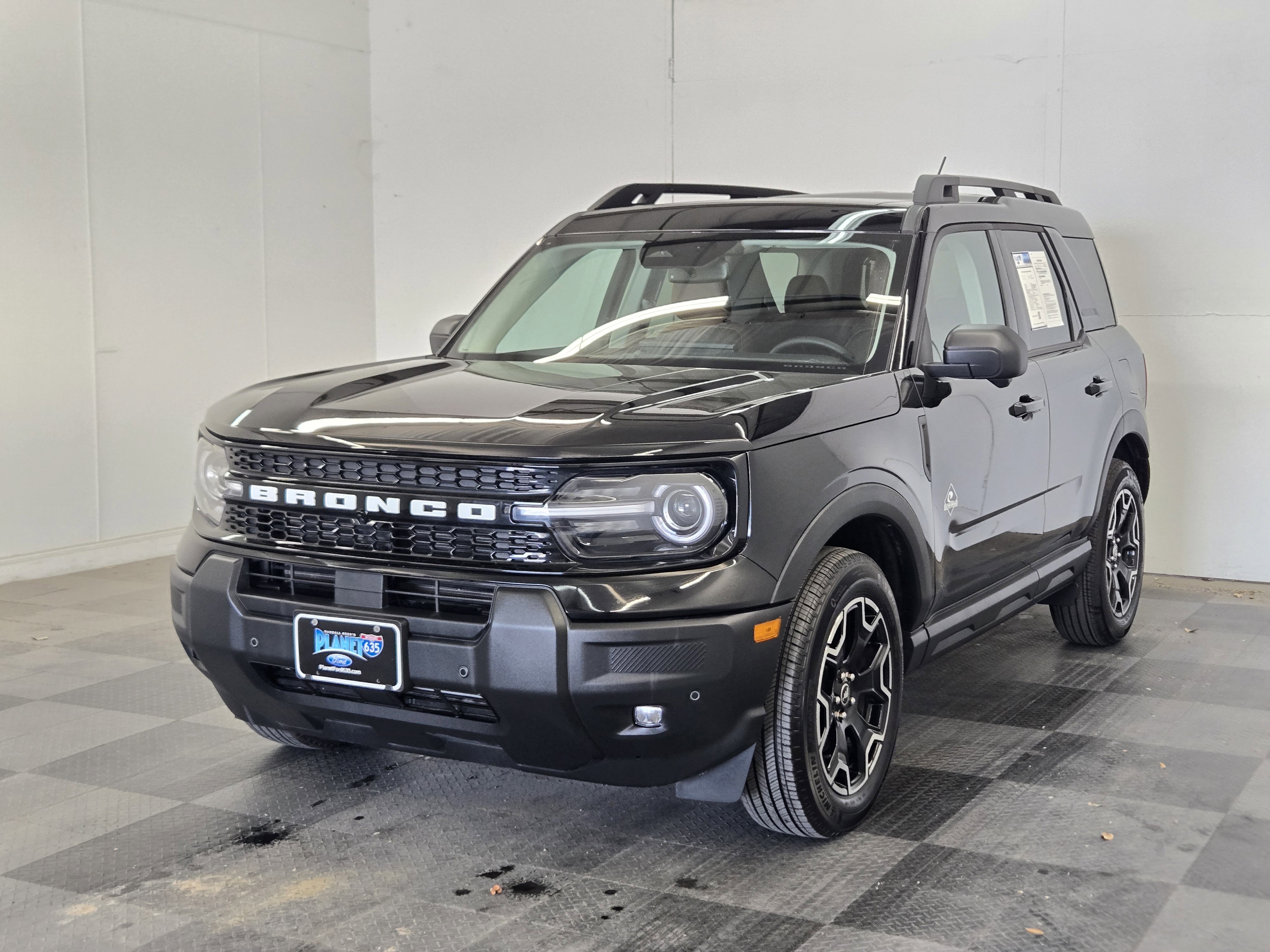 Certified 2025 Ford Bronco Sport Outer Banks w/ Outer Banks Tech Package+ image 4