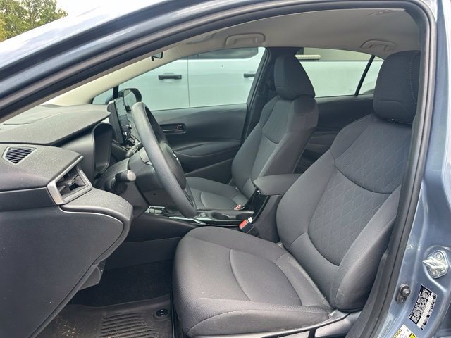 Used 2022 Toyota Corolla LE FWD image 14