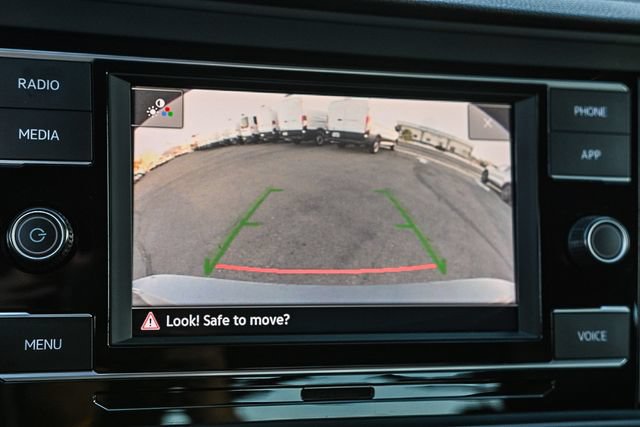 Used 2024 Volkswagen Jetta SE FWD image 28