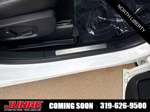 Certified 2024 Ford Edge Titanium w/ Equipment Group 301A AWD/4WD image 11