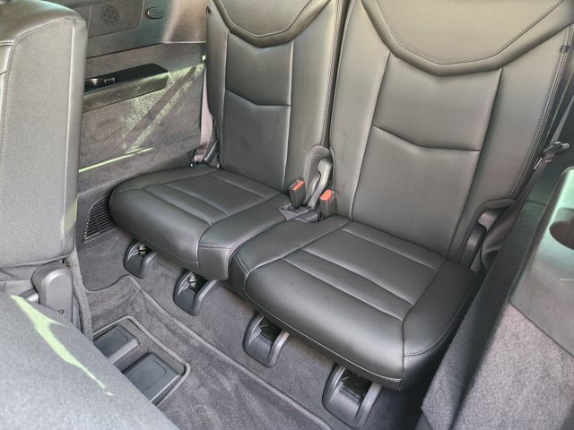 Used 2023 Cadillac XT6 Luxury FWD image 31