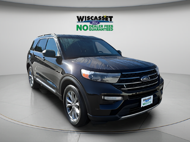 Certified 2023 Ford Explorer XLT w/ Equipment Group 202A AWD/4WD image 24
