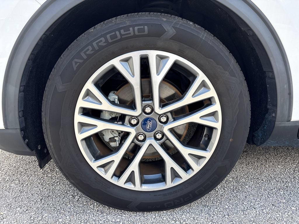 Certified 2021 Ford Escape SEL FWD image 15