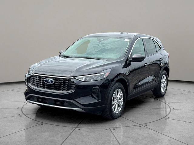 Certified 2023 Ford Escape Active w/ Tech Pack #1 AWD/4WD image 3