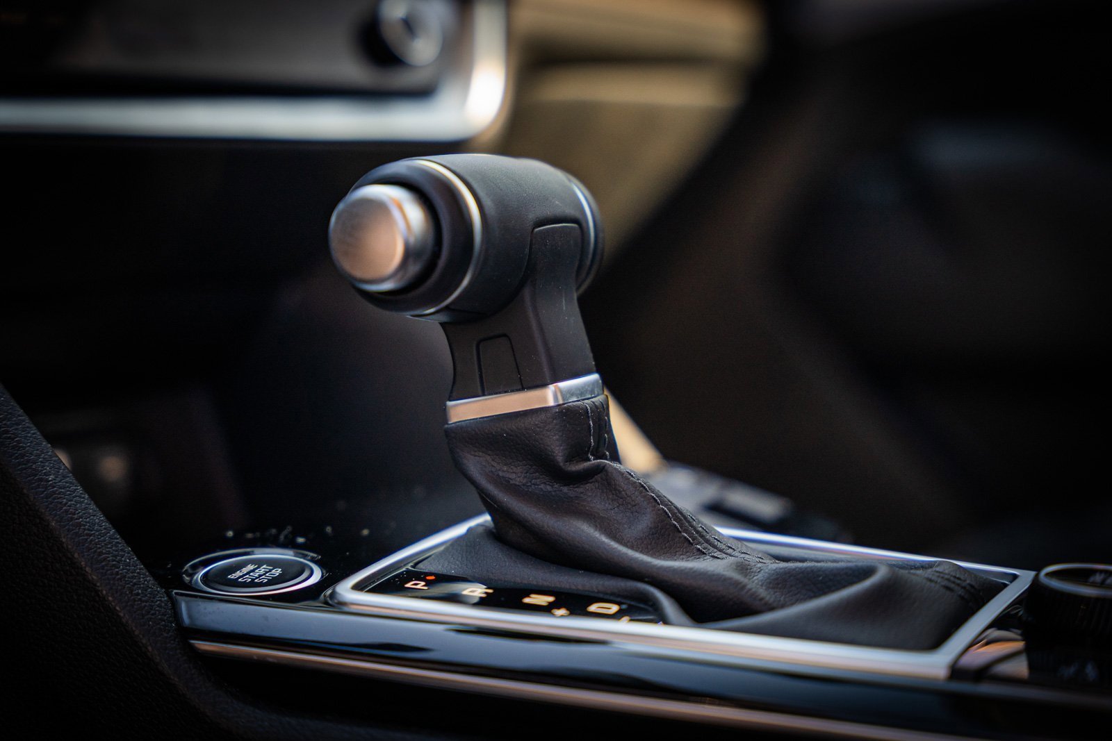 Used 2025 Kia Sportage EX image 27