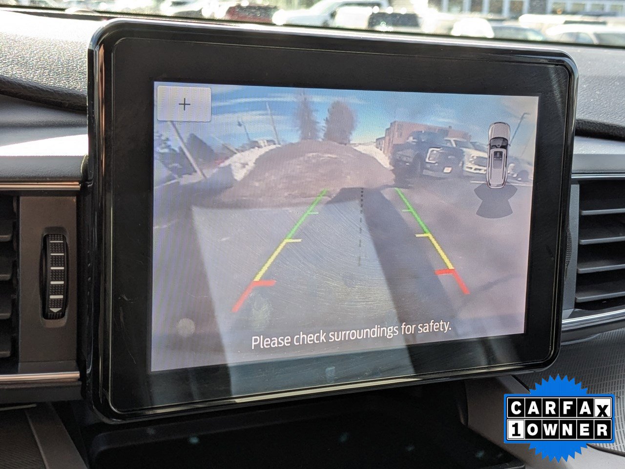 Certified 2024 Ford Explorer XLT w/ Equipment Group 202A image 27