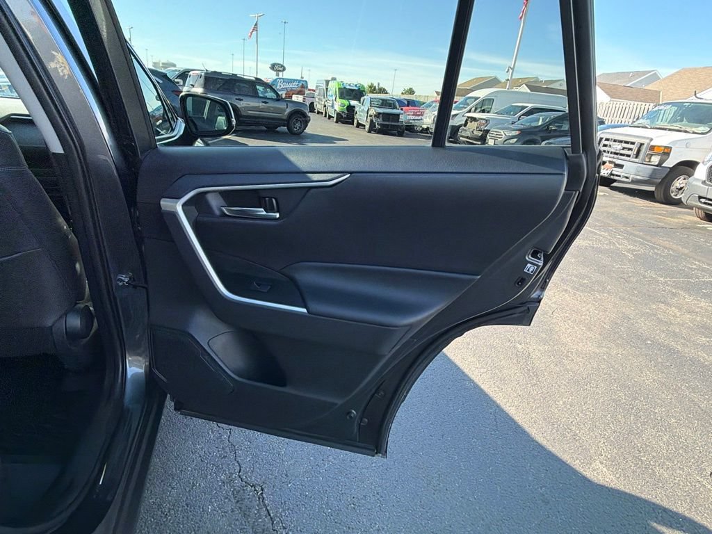 Used 2019 Toyota RAV4 XLE Premium w/ Cold Weather Package AWD/4WD image 49