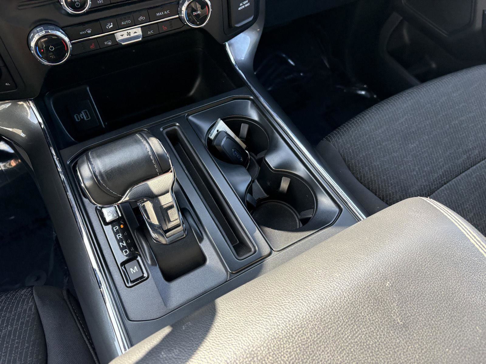 Certified 2022 Ford F150 XLT w/ Equipment Group 302A High AWD/4WD image 15