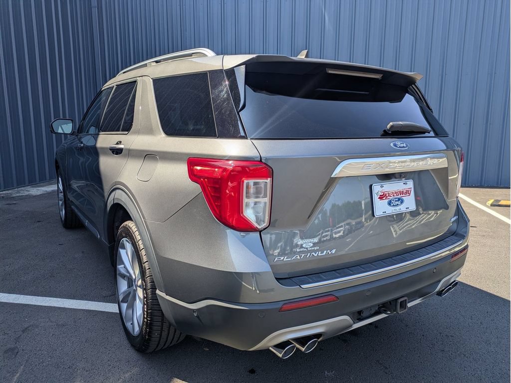 Certified 2023 Ford Explorer Platinum w/ Technology Package AWD/4WD image 9