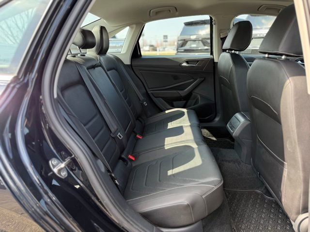 Used 2024 Volkswagen Jetta SEL FWD image 19