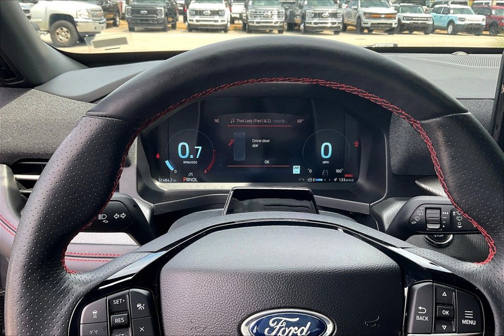 Certified 2025 Ford Explorer ST-Line AWD/4WD image 13