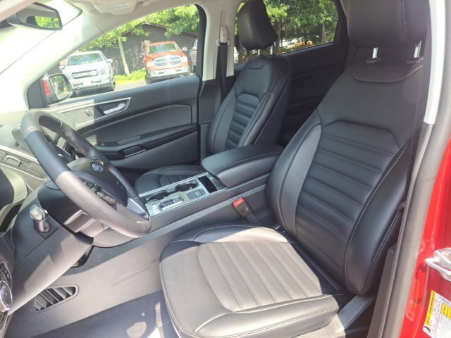 Certified 2024 Ford Edge SEL w/ Convenience Package AWD/4WD image 10