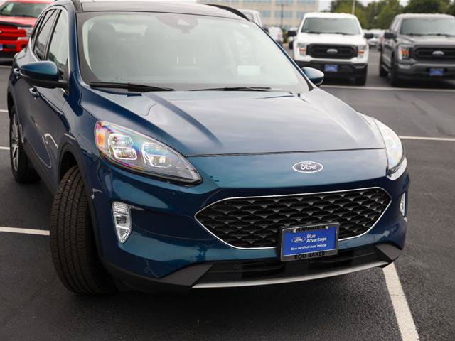 Certified 2020 Ford Escape Titanium w/ Titanium Premium Package 2.0 AWD/4WD image 8
