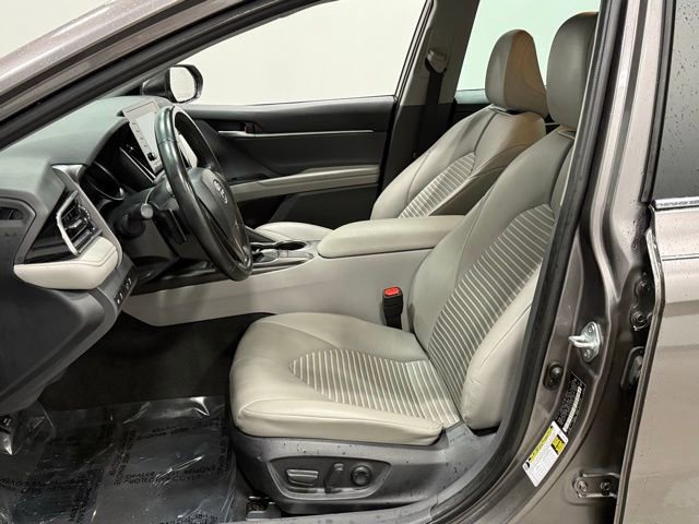 Used 2023 Toyota Camry SE image 14