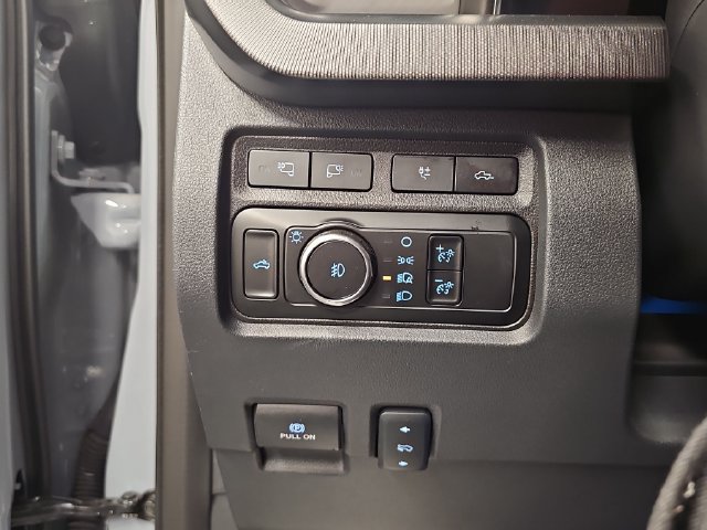 Certified 2024 Ford F250 Platinum AWD/4WD image 22