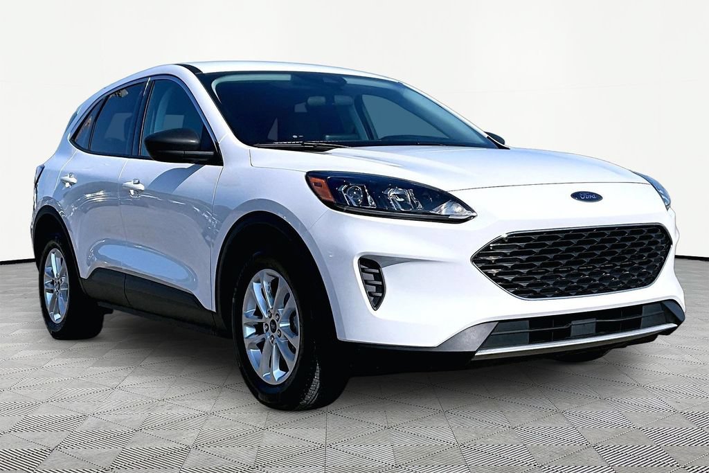 Certified 2022 Ford Escape SE FWD image 12