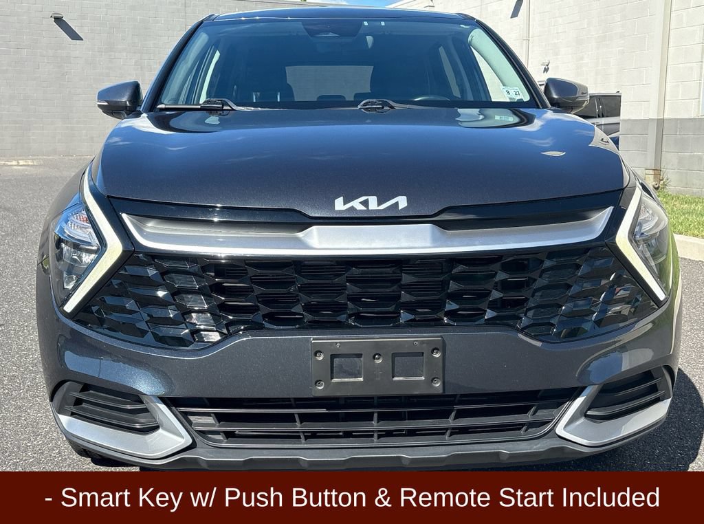 Used 2023 Kia Sportage EX FWD image 2