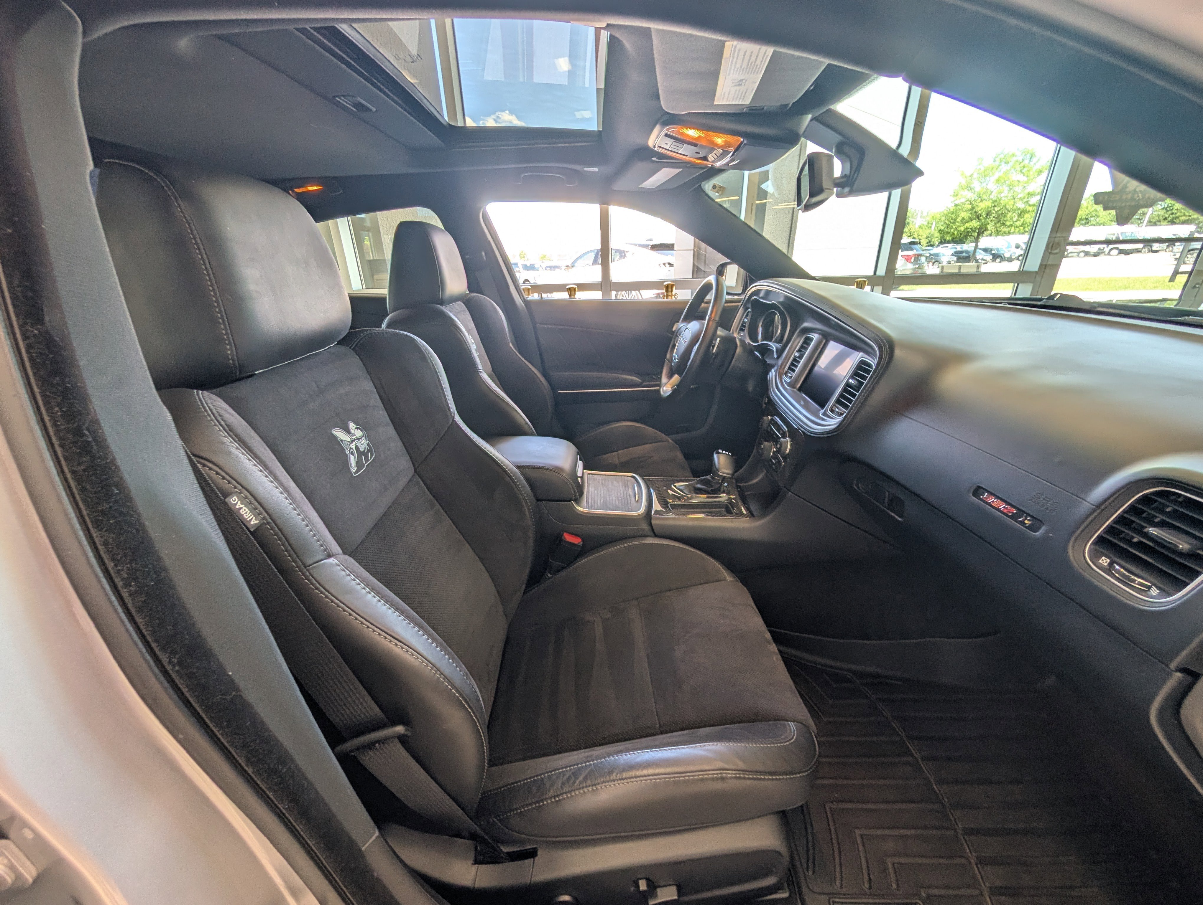 Used 2020 Dodge Charger Scat Pack w/ Plus Group RWD image 9
