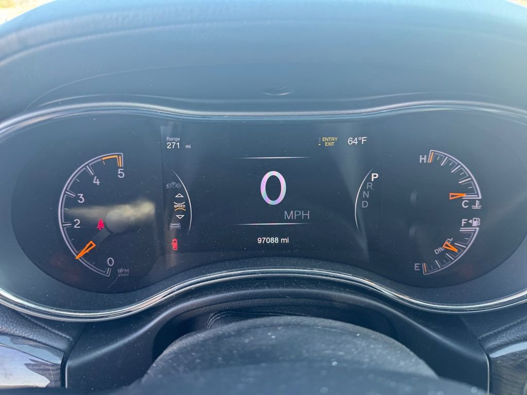 Used 2018 Jeep Grand Cherokee Overland image 19