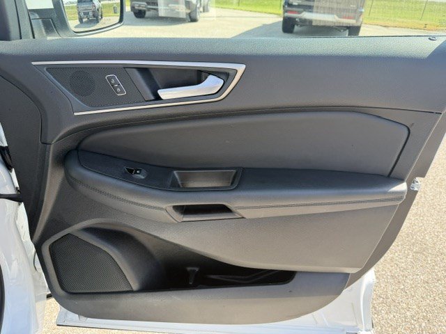 Certified 2024 Ford Edge SEL AWD/4WD image 32