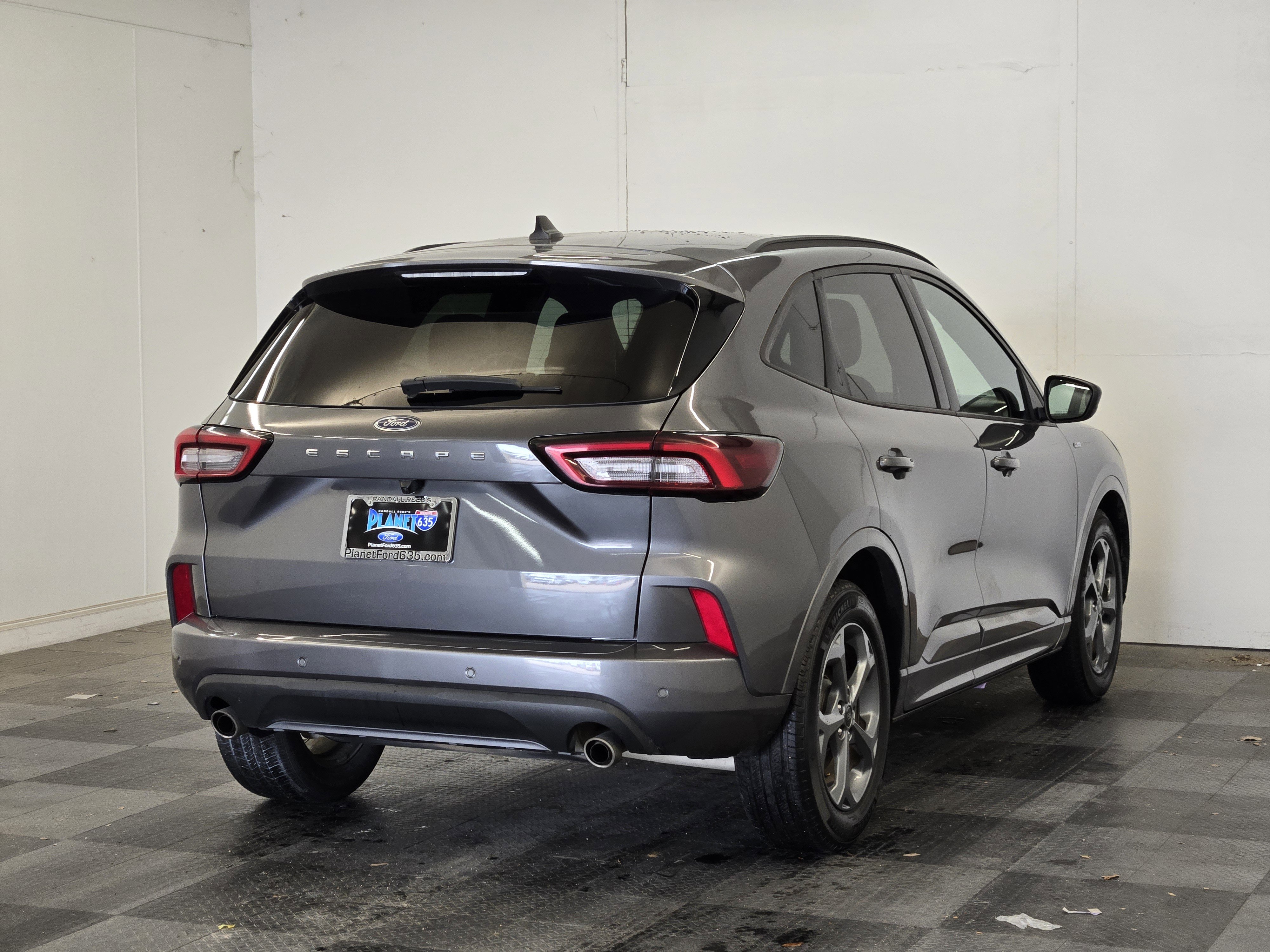 Certified 2023 Ford Escape ST-Line w/ Tech Pack #1 FWD image 7