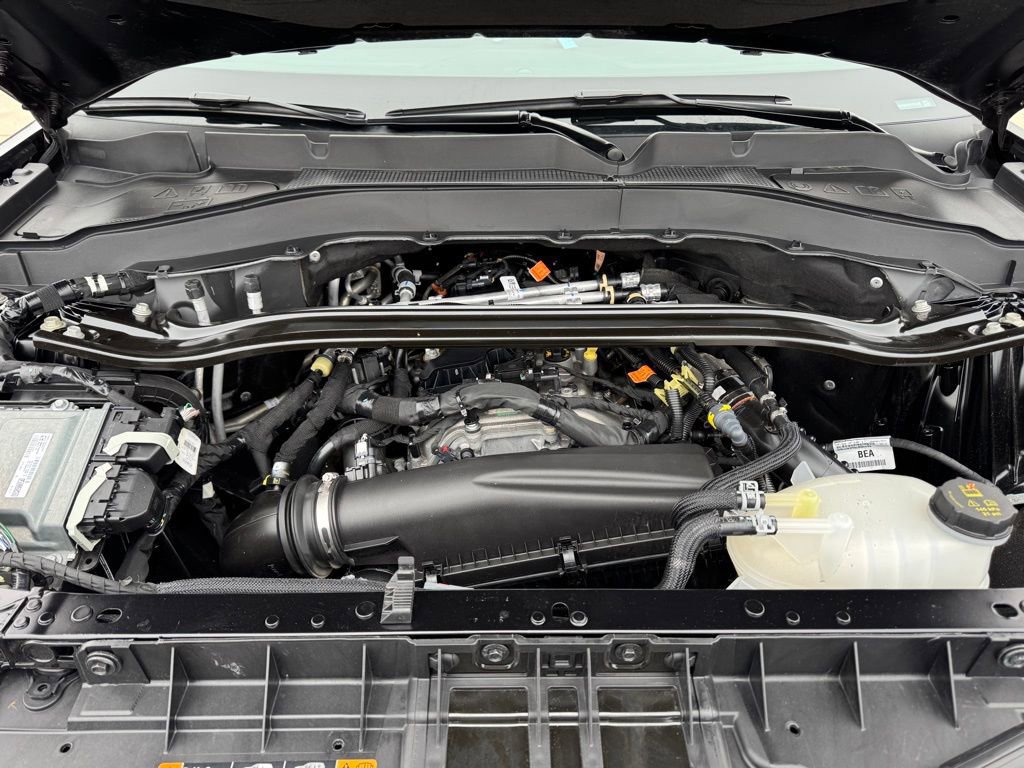 Certified 2025 Ford Explorer ST-Line AWD/4WD image 41