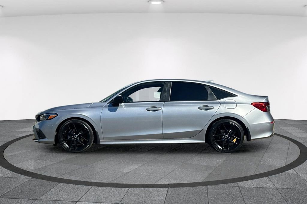 Used 2023 Honda Civic Sport image 7