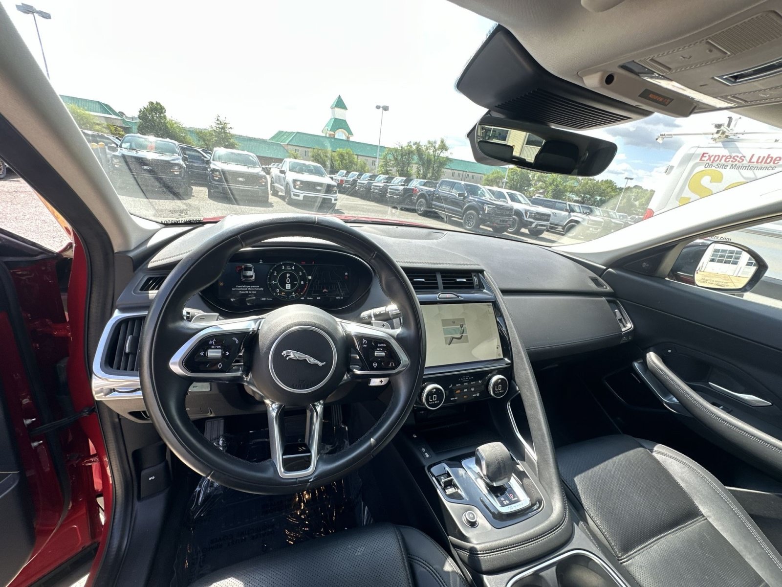 Used 2022 Jaguar E-PACE SE AWD/4WD image 31