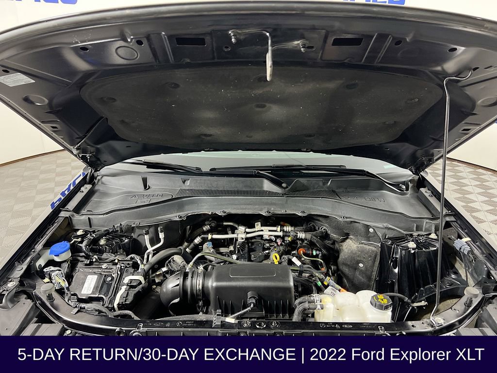 Certified 2022 Ford Explorer XLT w/ Equipment Group 202A AWD/4WD image 36