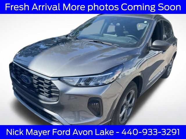 Certified 2024 Ford Escape ST-Line w/ Tech Pack #1 AWD/4WD image 4