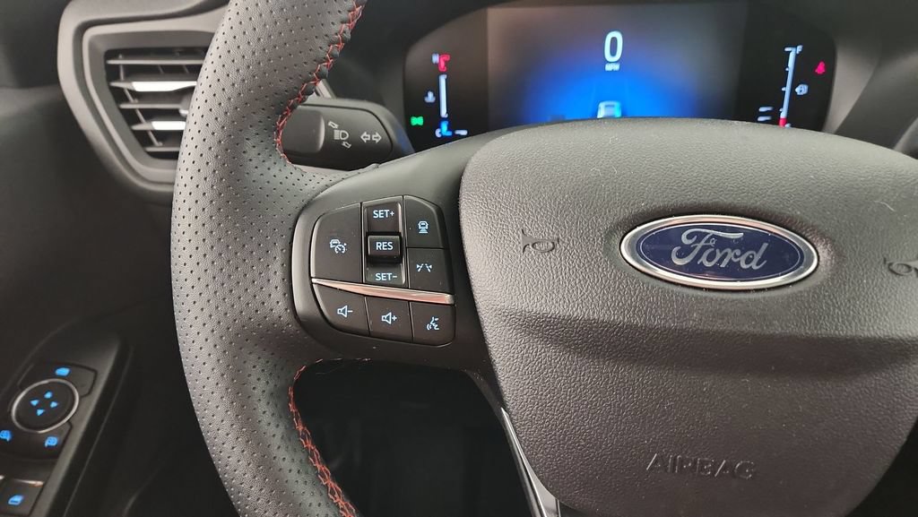Certified 2024 Ford Escape ST-Line w/ Tech Pack #1 AWD/4WD image 19