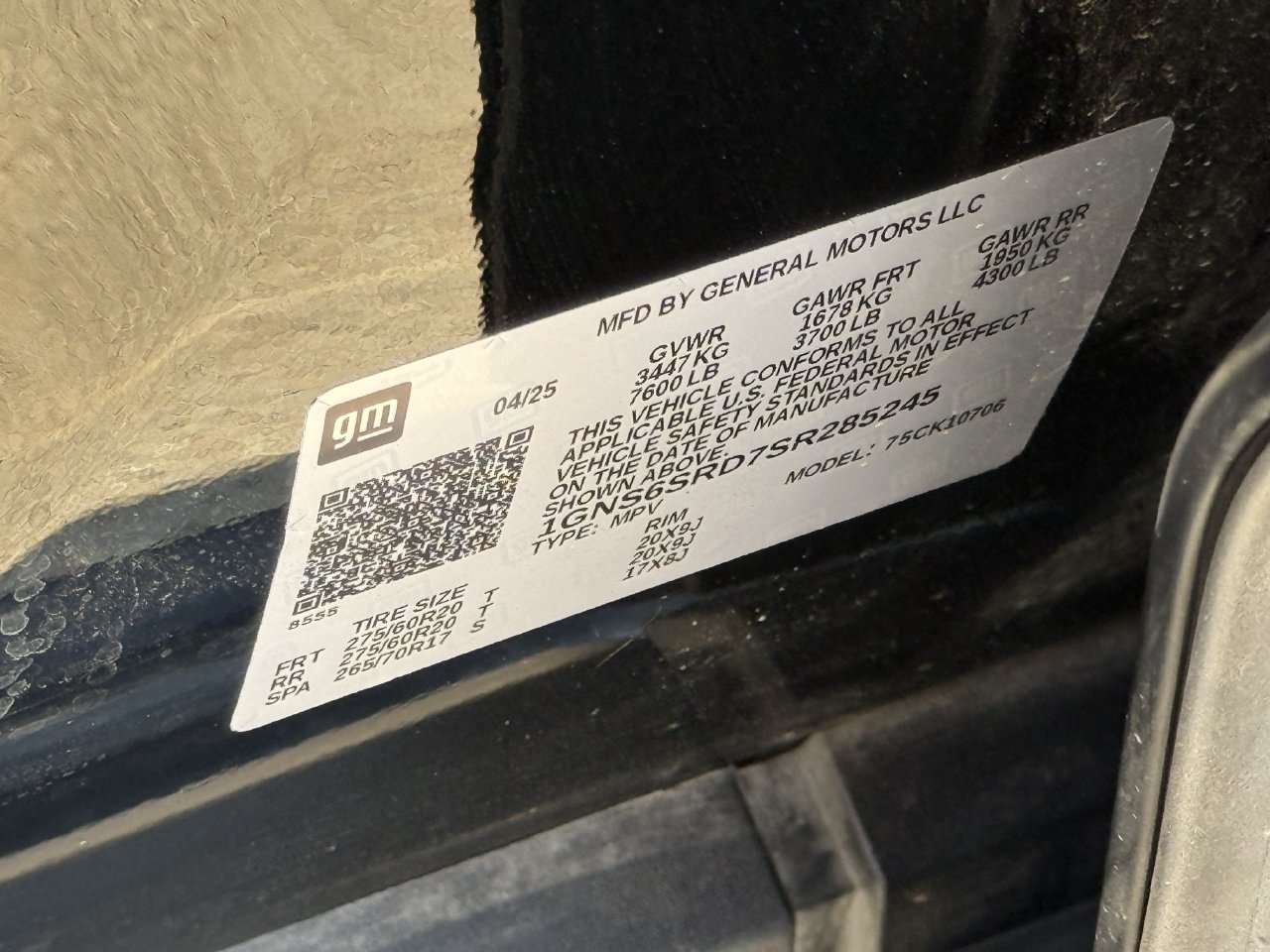 Used 2025 Chevrolet Tahoe Premier AWD/4WD image 30