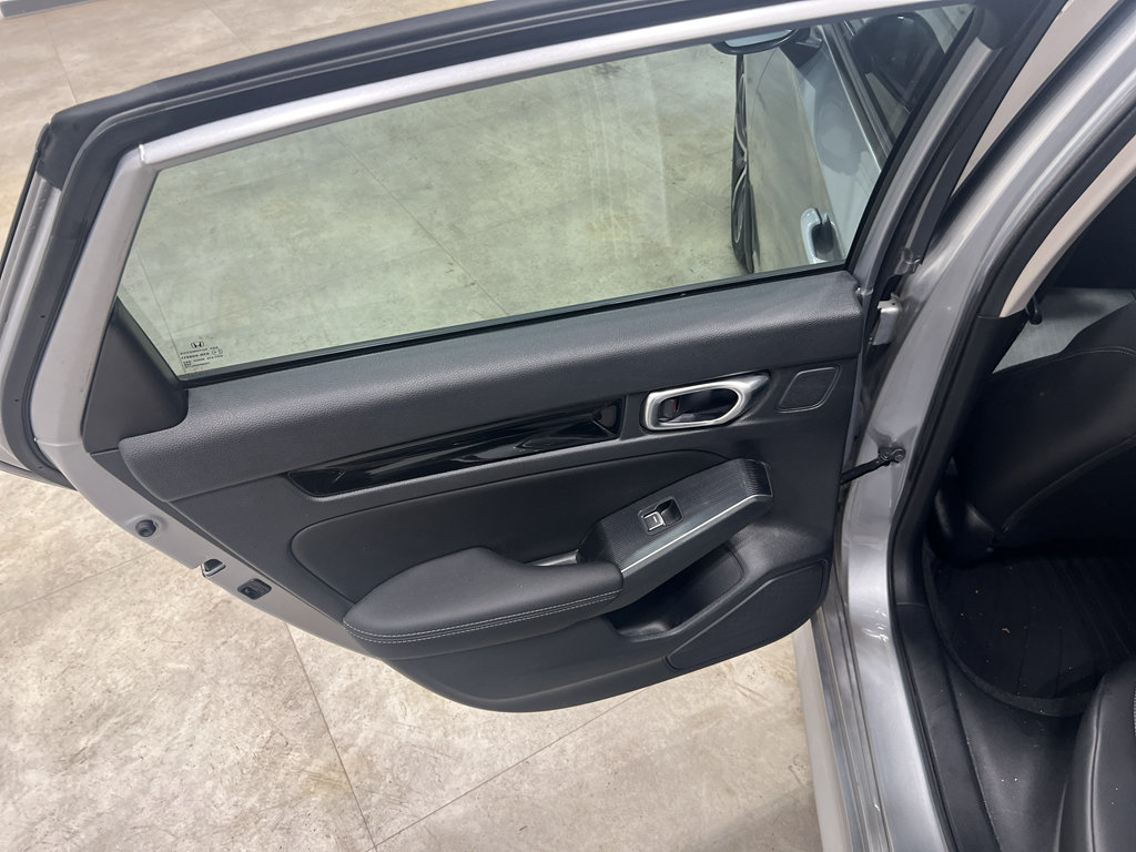 Used 2023 Honda Civic Touring image 19