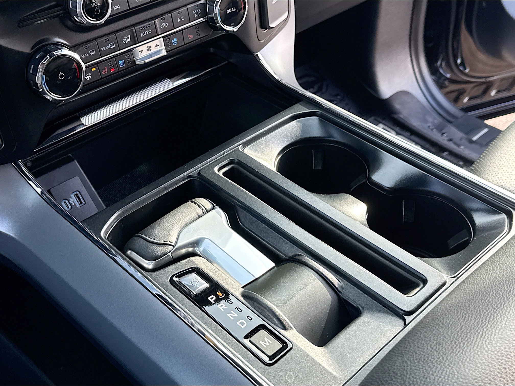 Certified 2024 Ford F150 Lariat w/ FX4 Off-Road Package image 16