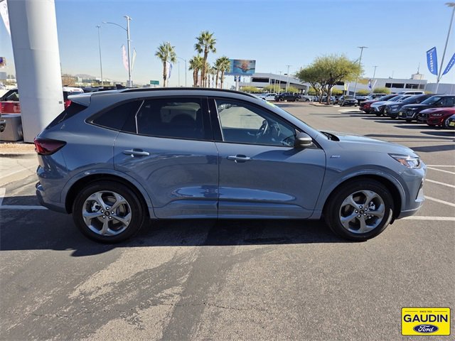 Certified 2024 Ford Escape ST-Line w/ Tech Pack #1 image 8