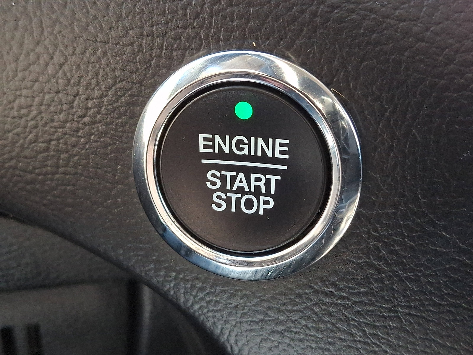 Certified 2022 Ford Edge SEL w/ Convenience Package image 33