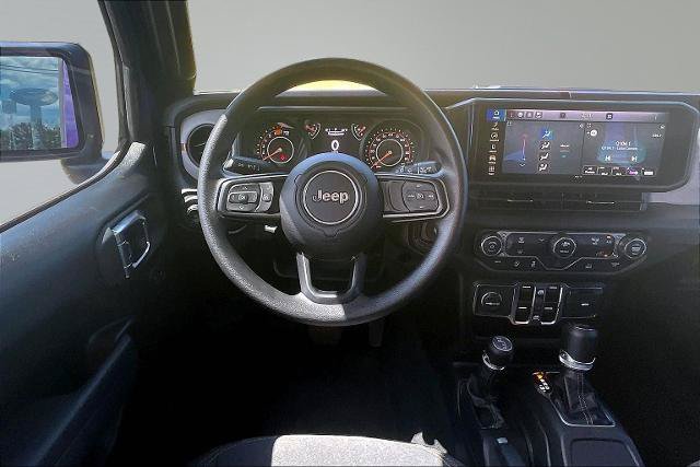 Used 2026 Jeep Wrangler Unlimited Sport AWD/4WD image 5