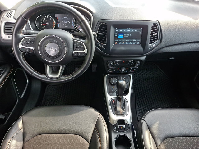 Used 2021 Jeep Compass Latitude w/ Driver Assistance Group AWD/4WD image 17