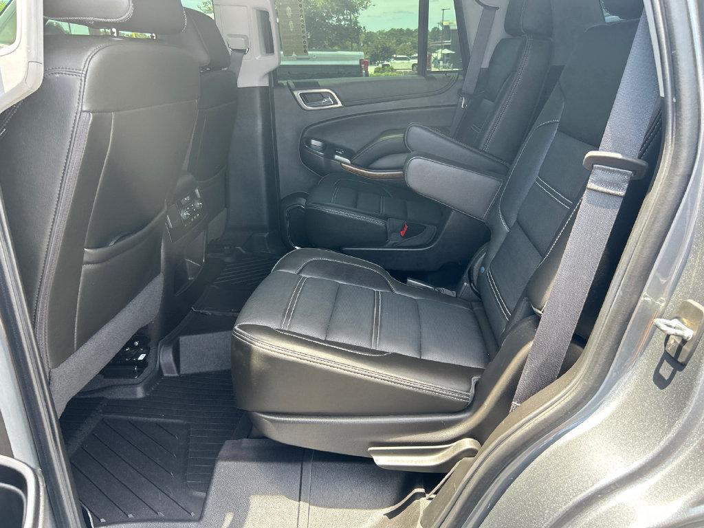 Used 2019 GMC Yukon Denali w/ Denali Ultimate Package AWD/4WD image 21