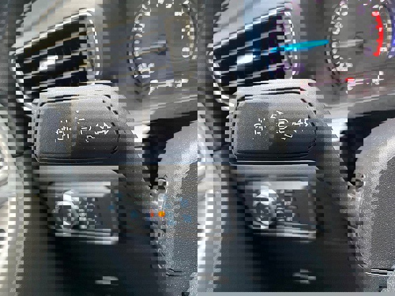 Certified 2022 Ford Explorer XLT w/ Equipment Group 202A image 20