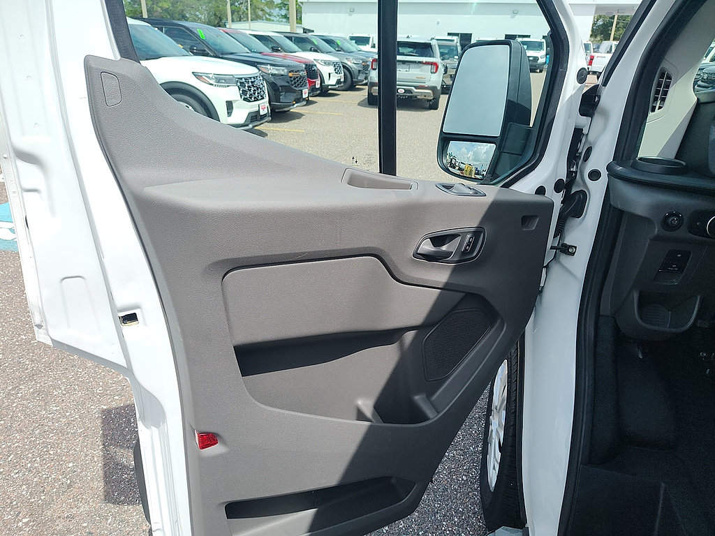 Certified 2025 Ford Transit 250 Low Roof w/ Exterior Upgrade Package RWD image 13