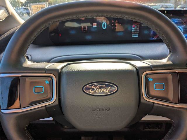 Certified 2025 Ford Expedition Active AWD/4WD image 31