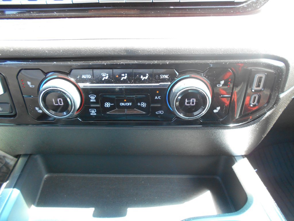 Used 2026 Chevrolet Silverado 1500 RST AWD/4WD image 15
