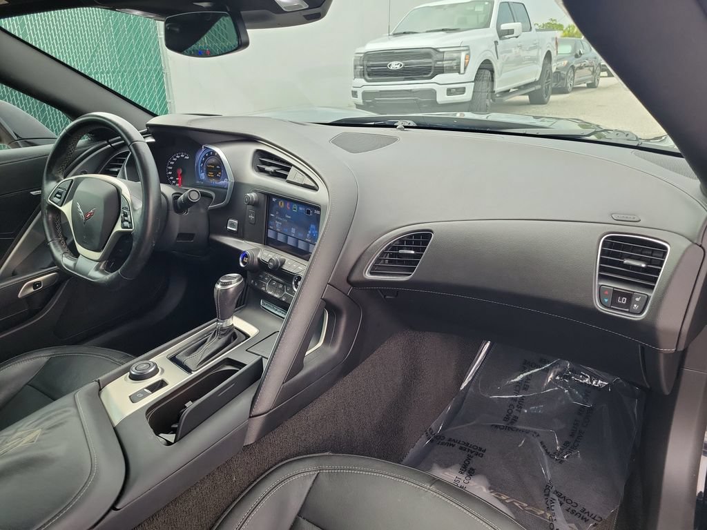 Used 2019 Chevrolet Corvette Stingray Convertible Z51 2LT RWD image 12
